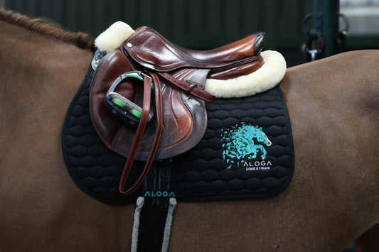 Black & Mint
