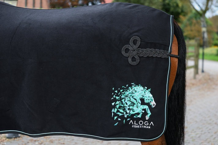 Black and Mint
